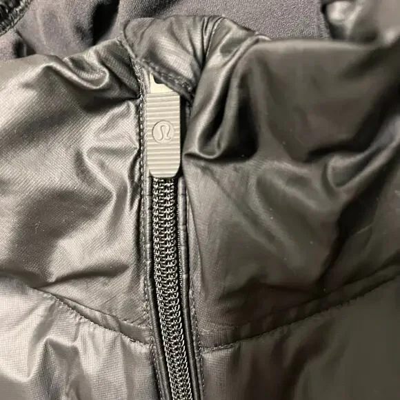 Lululemon Down For A Run Vest Black Goose Down Stretch Panels Sz 2 $148 retail - Picture 4 of 7